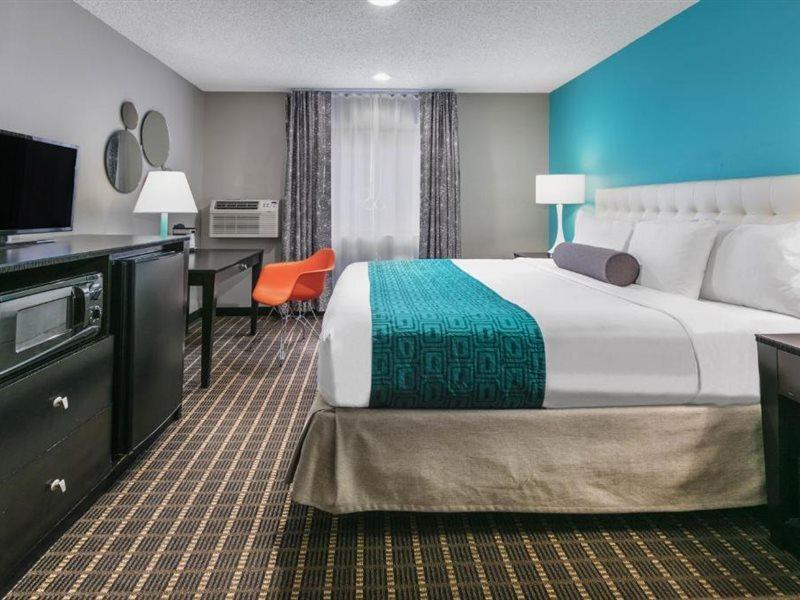 ניו בראונפלס Howard Johnson By Wyndham Near Schlitterbahn מראה חיצוני תמונה