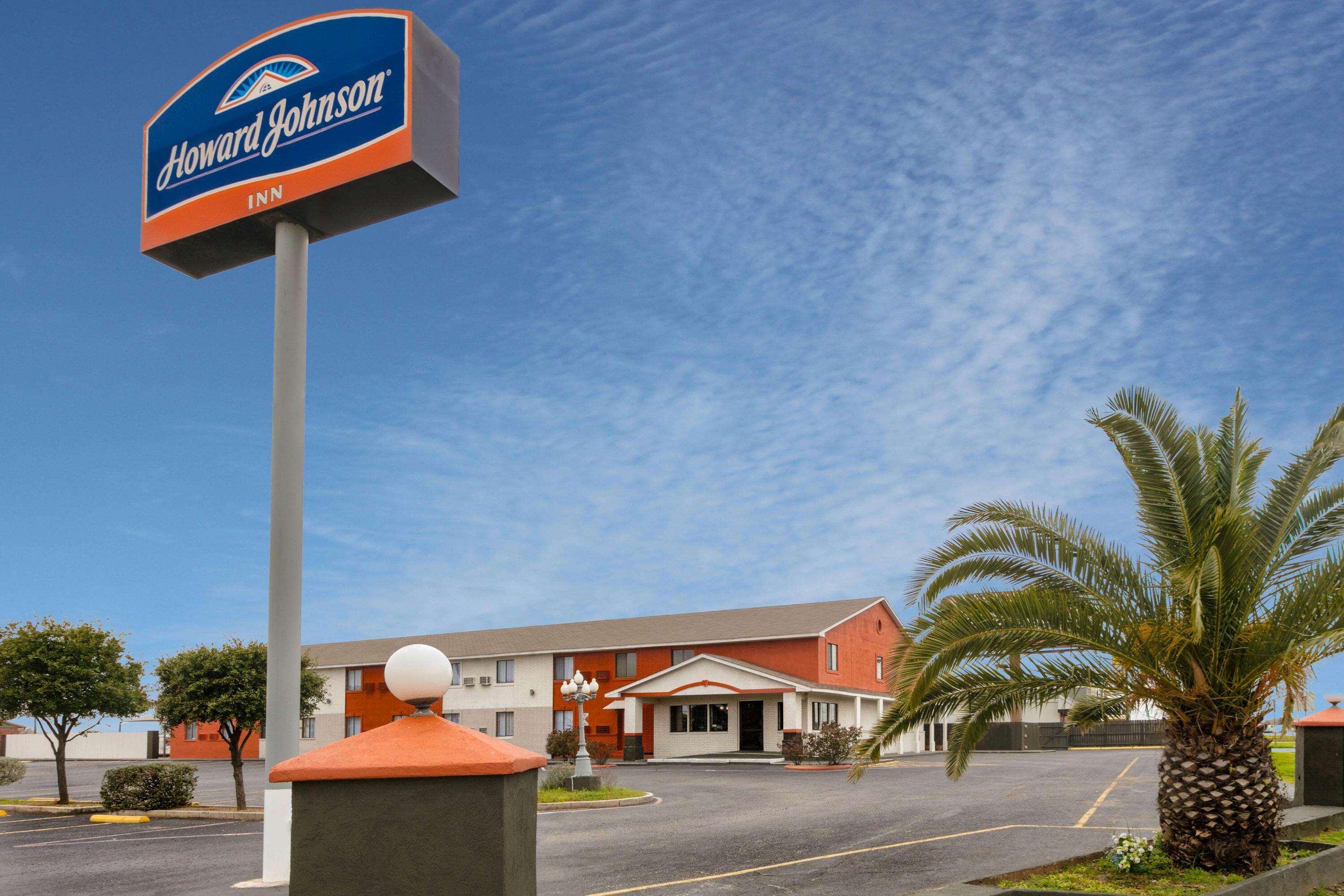 ניו בראונפלס Howard Johnson By Wyndham Near Schlitterbahn מראה חיצוני תמונה