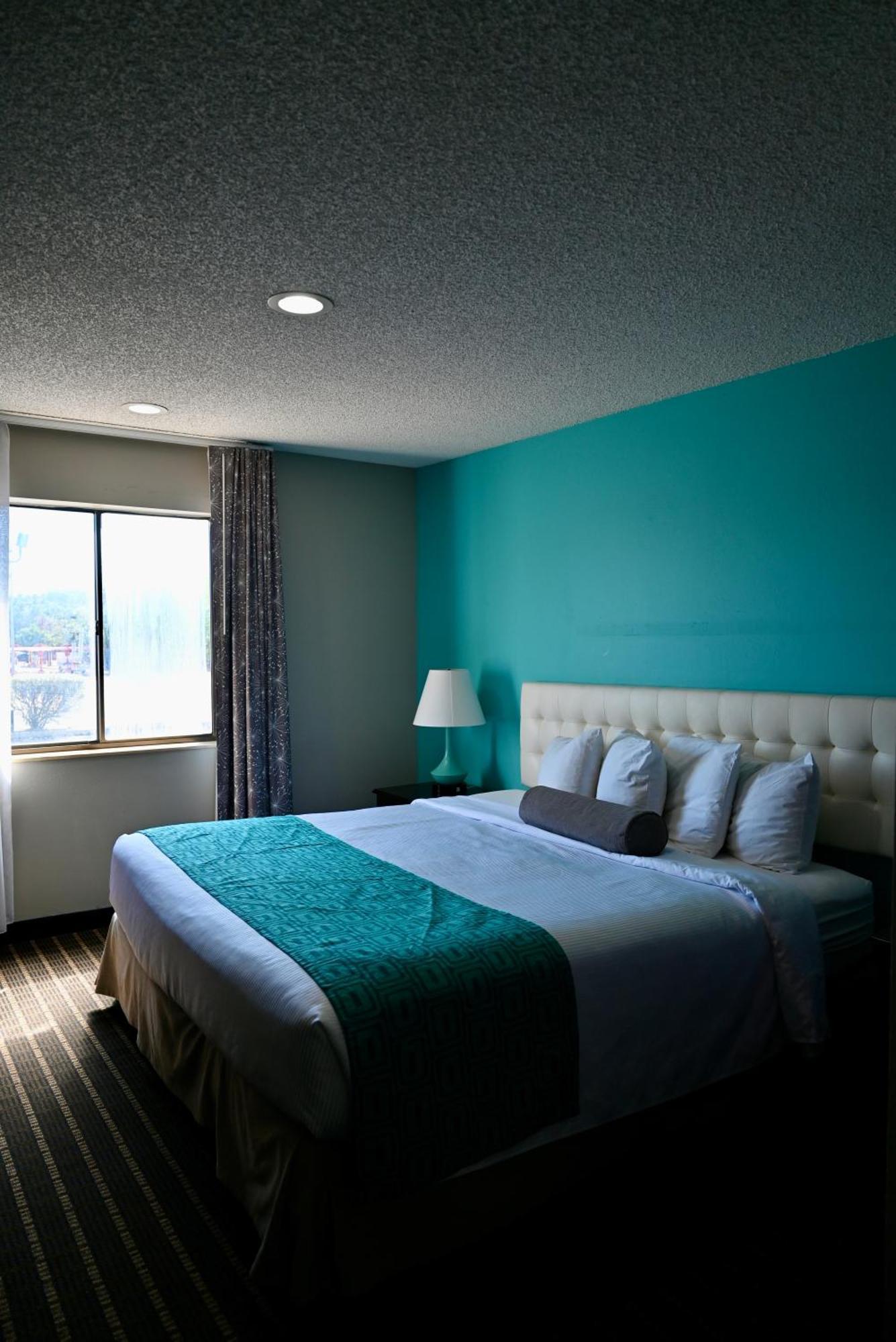 ניו בראונפלס Howard Johnson By Wyndham Near Schlitterbahn מראה חיצוני תמונה